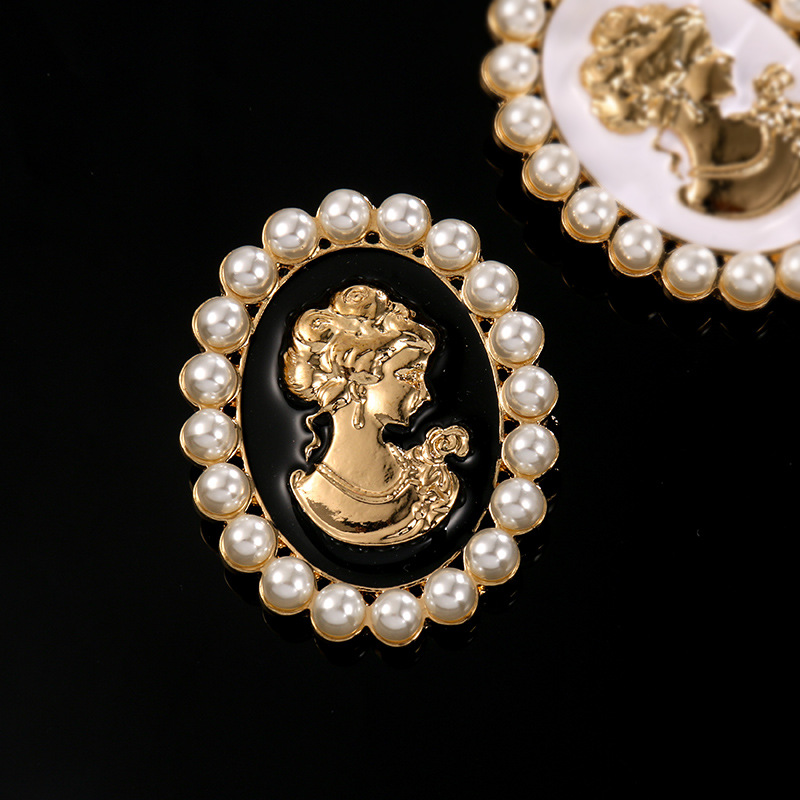 女性のためのビクトリア朝のスタイルの真珠迷彩ブローチピン、ヴ - Women'S Victorian Era Accessories のレビューと価格